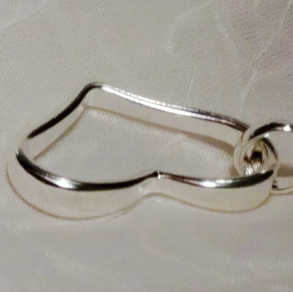 .925 Hollow Heart Necklace - Picture 2 of 4